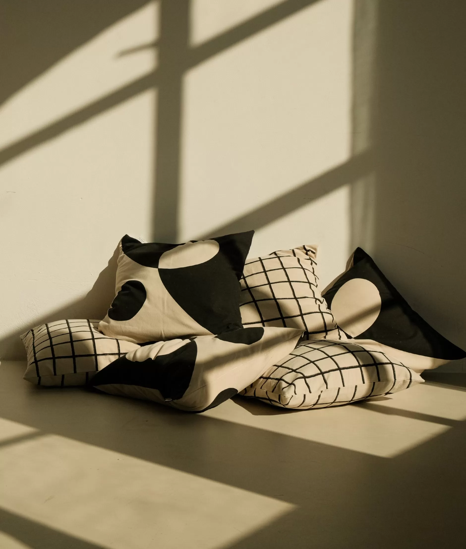 Federe 10Days - Set Comodo da X Pezzi in Tessuto Traspirante con Design Moderno di Lois Schindeler, Ideali per Camera da Letto