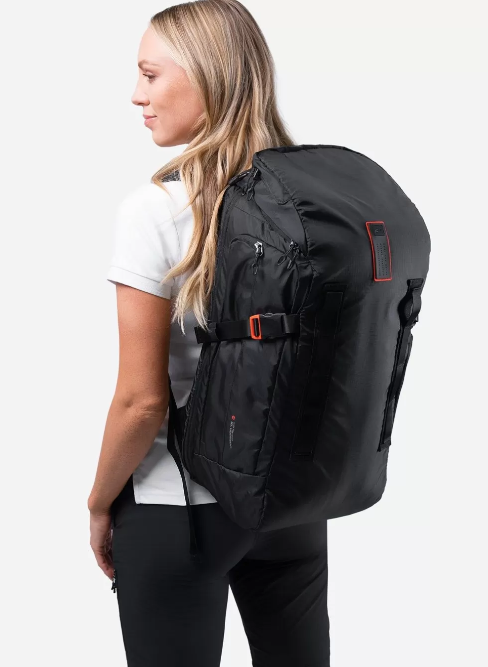 Zaino Donna 30L Ultimi Pezzi: Compagno Ideale per Viaggi ed Escursioni con Ampio Spazio