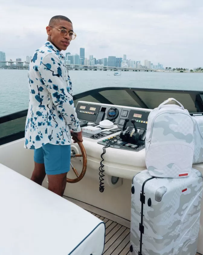 Valigia rigida Sprayground Sharknautics - Edizione Limitata Le Blanc 3AM con design esclusivo, bagaglio a mano ultraresistente per viaggiatori urbani