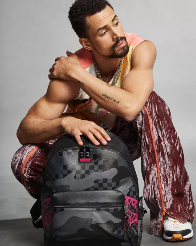 Sprayground Zaino SAVAGES - Design Unico con Sfumature Rosa Ispirato a un Castello, Ideale per Stile Audace e Utilizzo Notturno