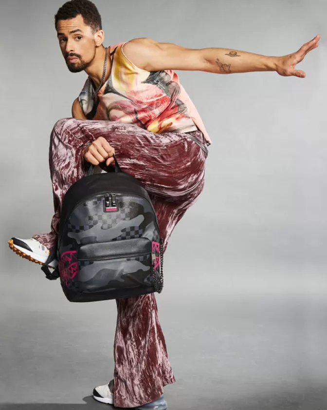 Sprayground Zaino SAVAGES - Design Unico con Sfumature Rosa Ispirato a un Castello, Ideale per Stile Audace e Utilizzo Notturno