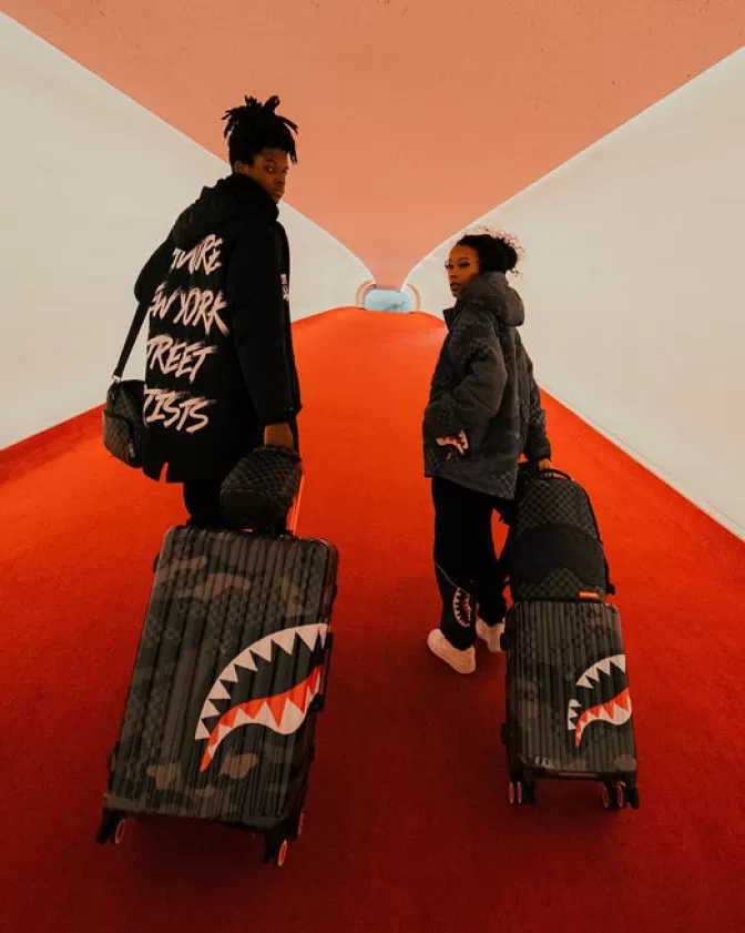 Sprayground Sharknautics 3AM: Set da Viaggio Completo con 3 Valigie Full-Size - Design Urban Futuristico