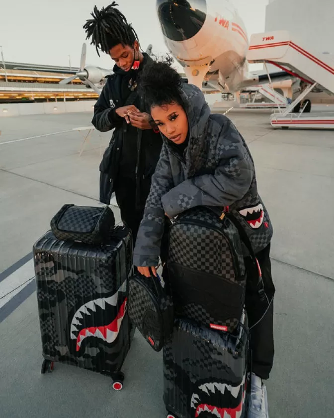 Sprayground Sharknautics 3AM: Set da Viaggio Completo con 3 Valigie Full-Size - Design Urban Futuristico