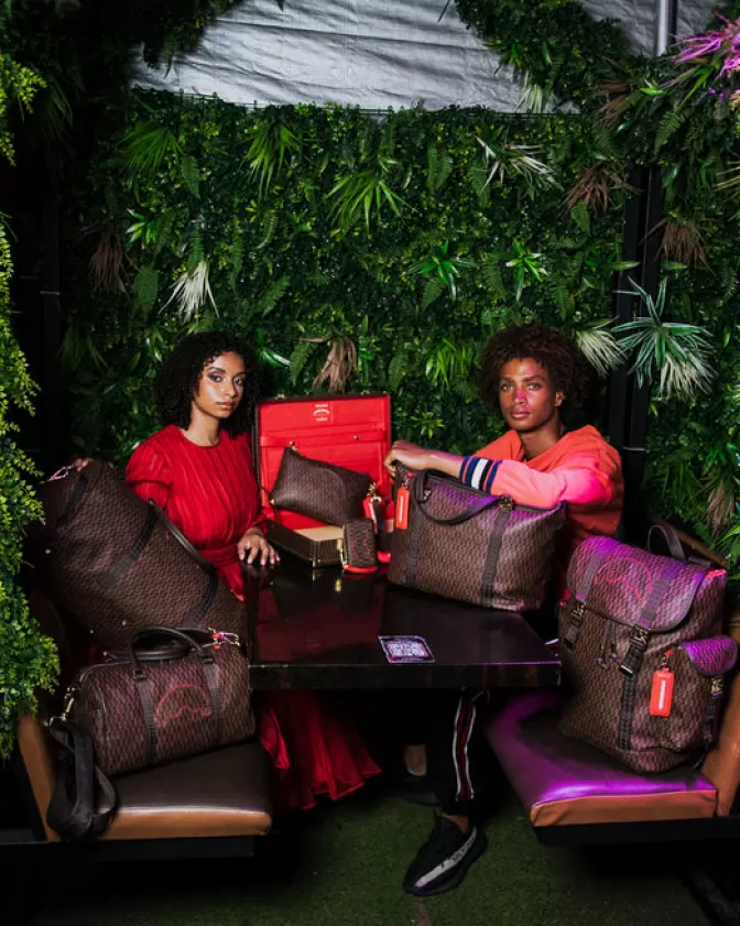 Borsa Ufficio Sprayground Navigator Pro - Valigetta Diplomatica Compatta con Design Moderno, Ideale per Viaggi di Lavoro e Trasferte Professionali

（：，，，，）