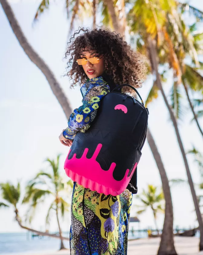 Zaino Sprayground DLXV - Design Anti-Gravità in Rosa Neon con Scompi Intelligenti