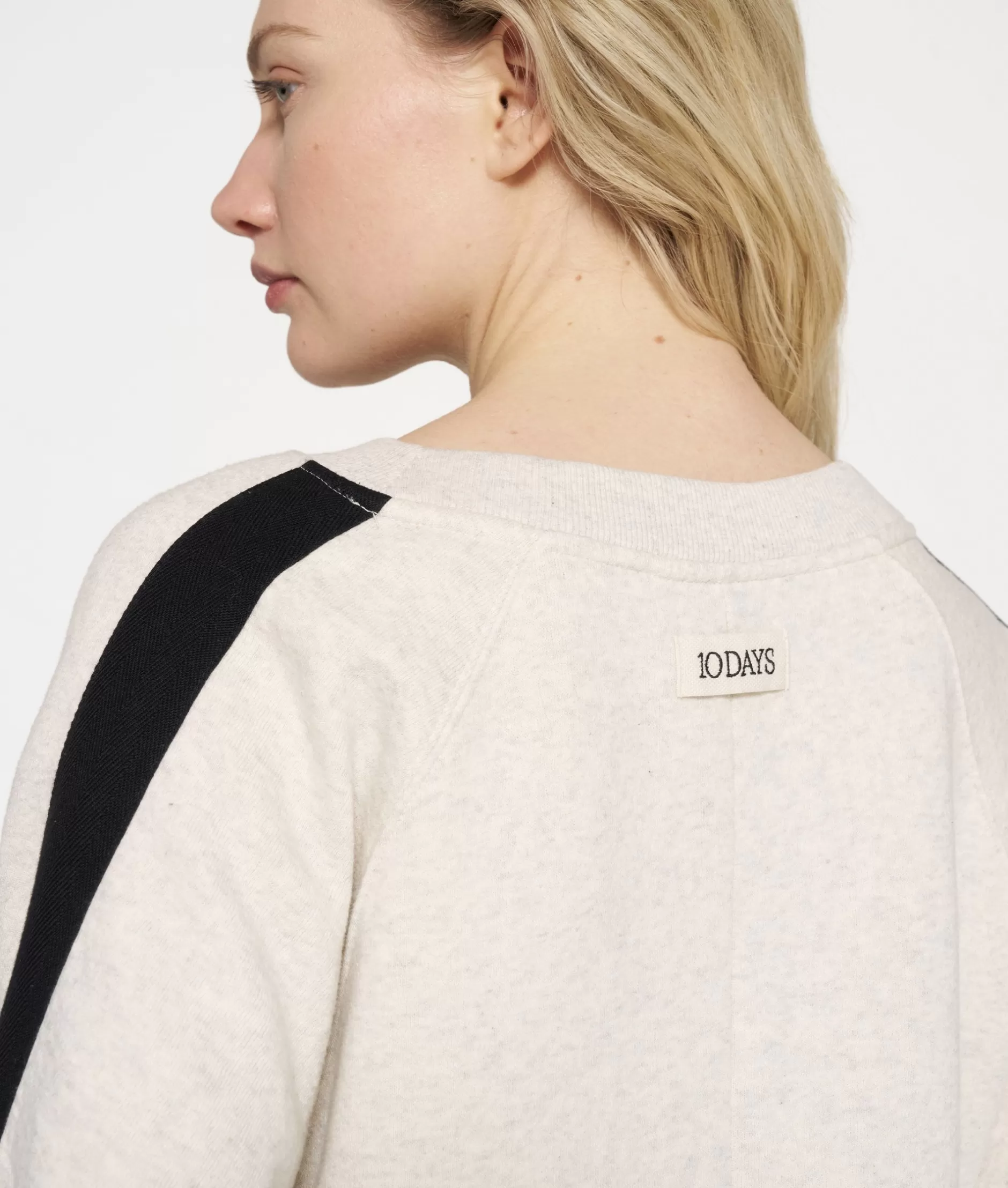 Abito Donna 10DAYS con Cintura e Manica Raglan - Vestito Elegante con Design senza Tempo