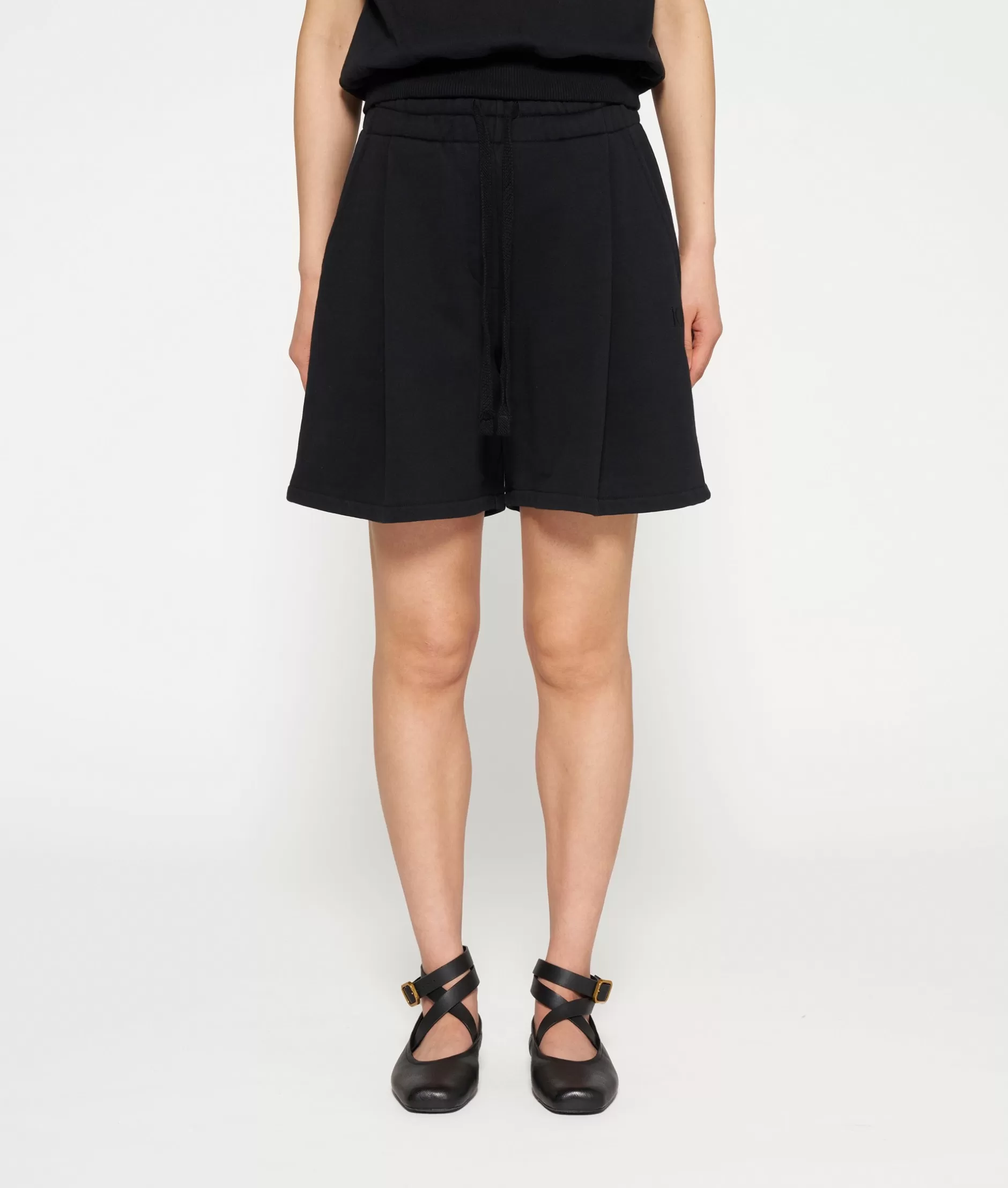 10DAYS Pantaloncini Jogger Donna - Bermuda Sportivo in Tela Morbida con Tasche Laterali