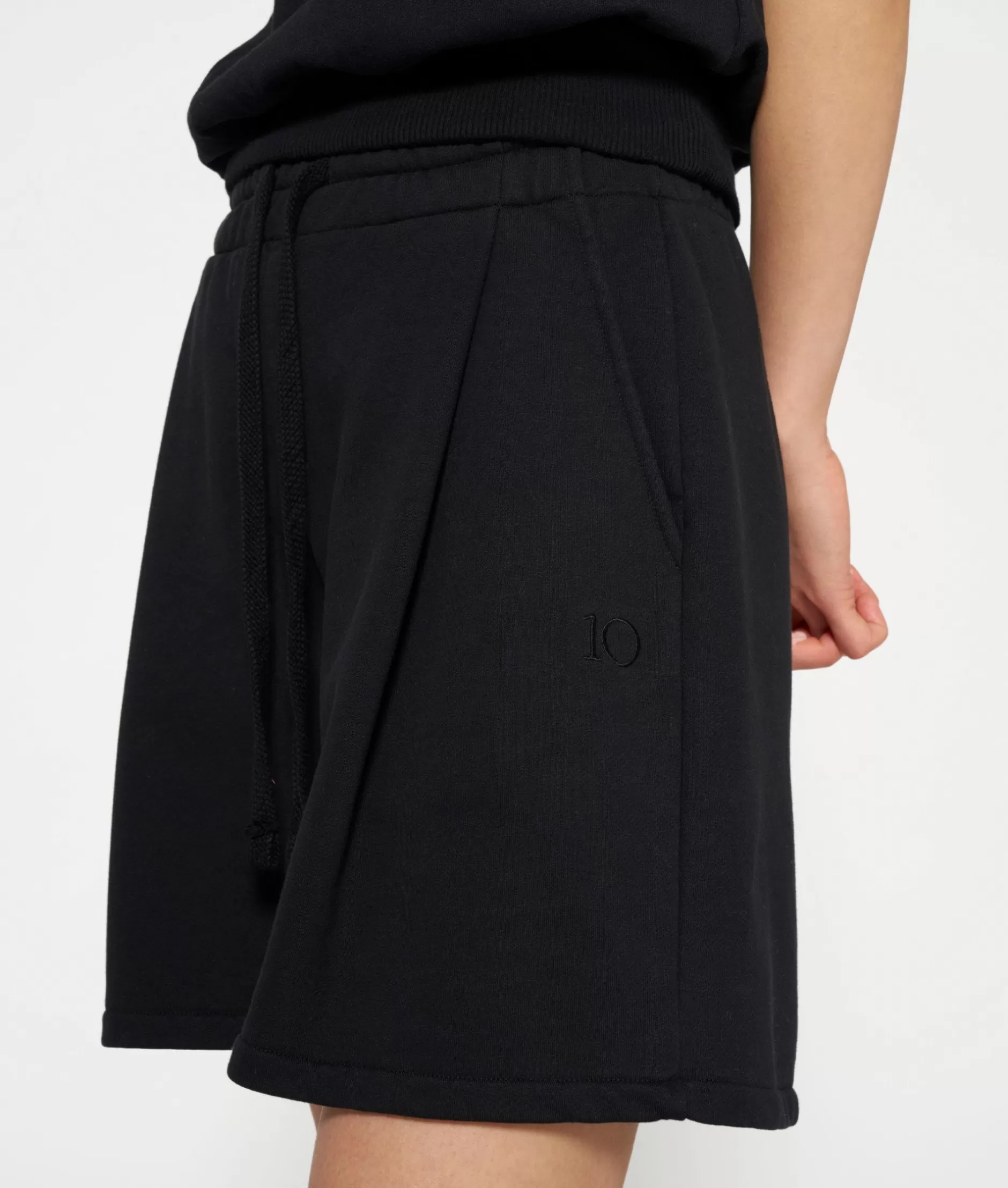 10DAYS Pantaloncini Jogger Donna - Bermuda Sportivo in Tela Morbida con Tasche Laterali