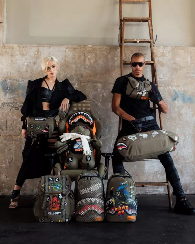 Zaini Sprayground Edizione Speciale - Orsetti Iconici con Design Aviatore Fearless e Stile MoneyBear, Ispirati a Call of Duty