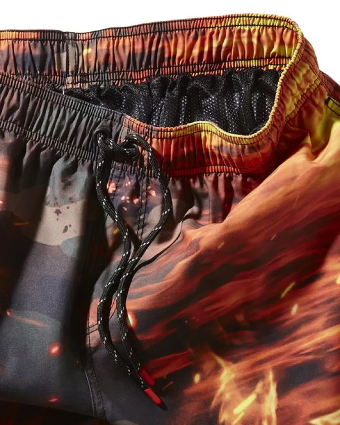Pantaloncini da Mare Stile Camouflage con Motivi Fiammanti SHOTO - Sprayground Design Dinamico per Look Estivi Audaci