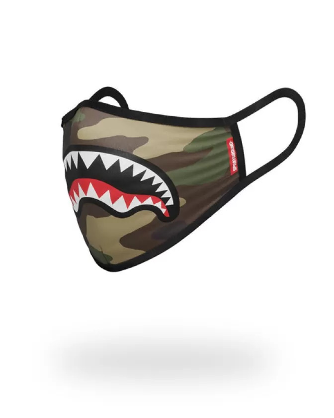 Sprayground | Mascherine Stylistiche con Stampa Mimetiche - Design a Fauci di Squalo e Adattamento Anatomico

(：、、