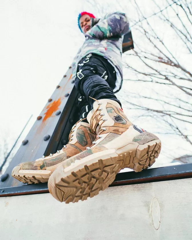 Scarpe tattiche Sprayground Cobra Fuerza - Edizione limitata 1/280 con mimetismo terreno, design militare avanzato per paracadutisti, produzione artigianale colombiana.