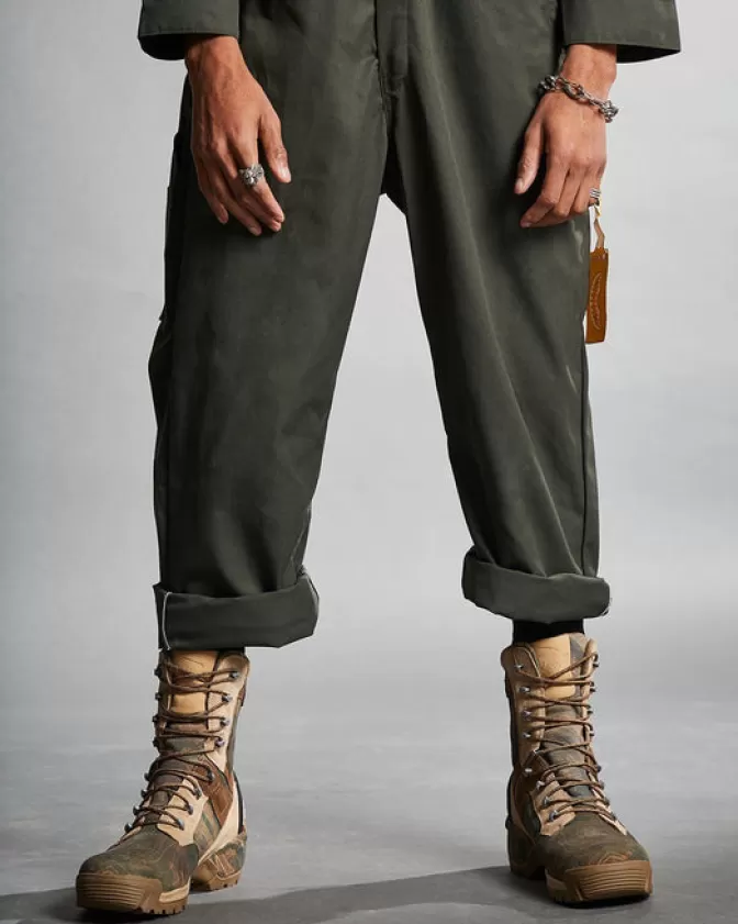 Scarpe tattiche Sprayground Cobra Fuerza - Edizione limitata 1/280 con mimetismo terreno, design militare avanzato per paracadutisti, produzione artigianale colombiana.