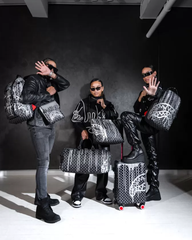 Sprayground | Château Ghost - Tracolla Grande Elegante con Design Unico e Capienza Generosa