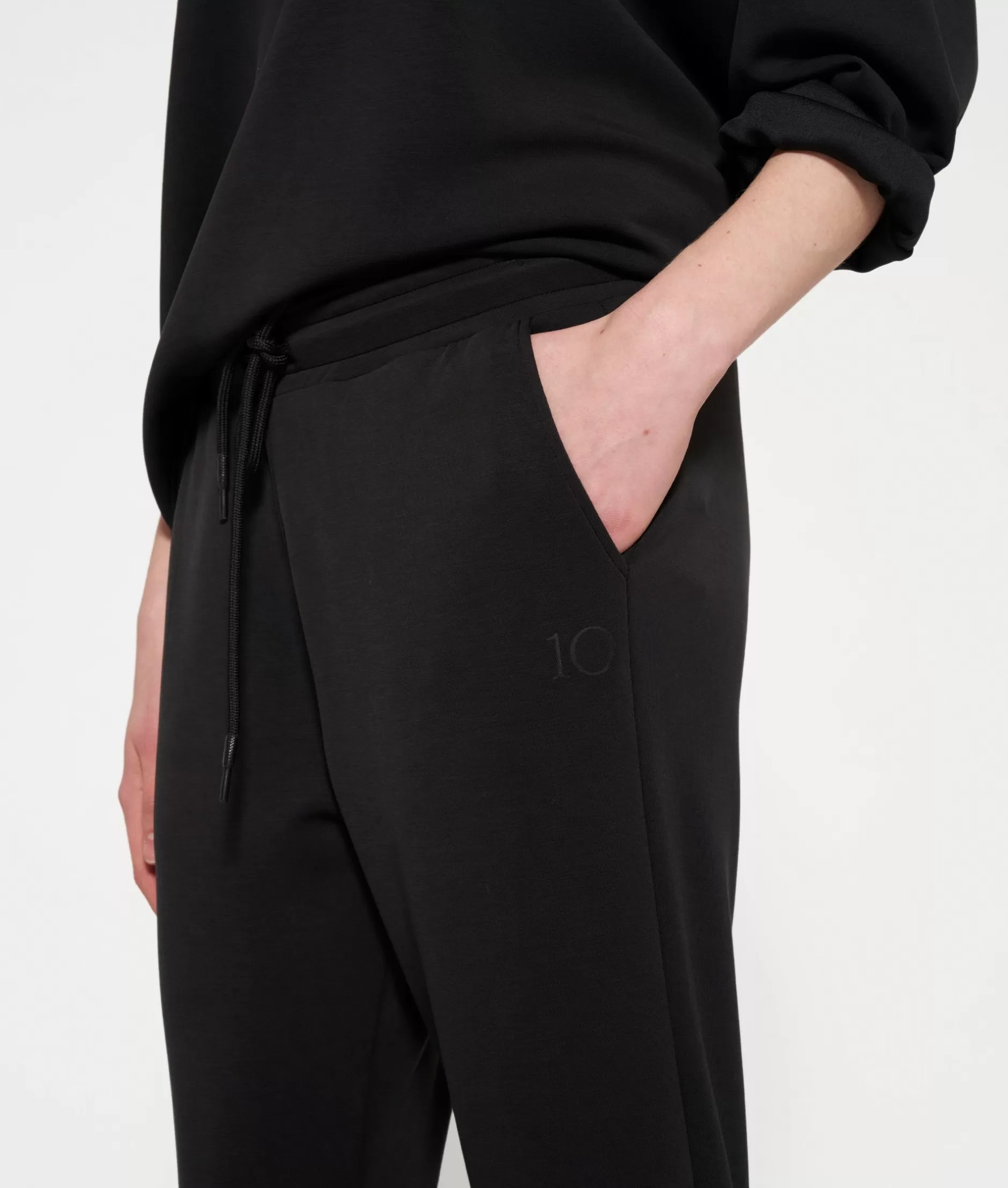 Jogger Donna 10DAYS - Gambali Corti in Tessuto Scuba, Comodi e Stilosi per Look Casual e Sportivo