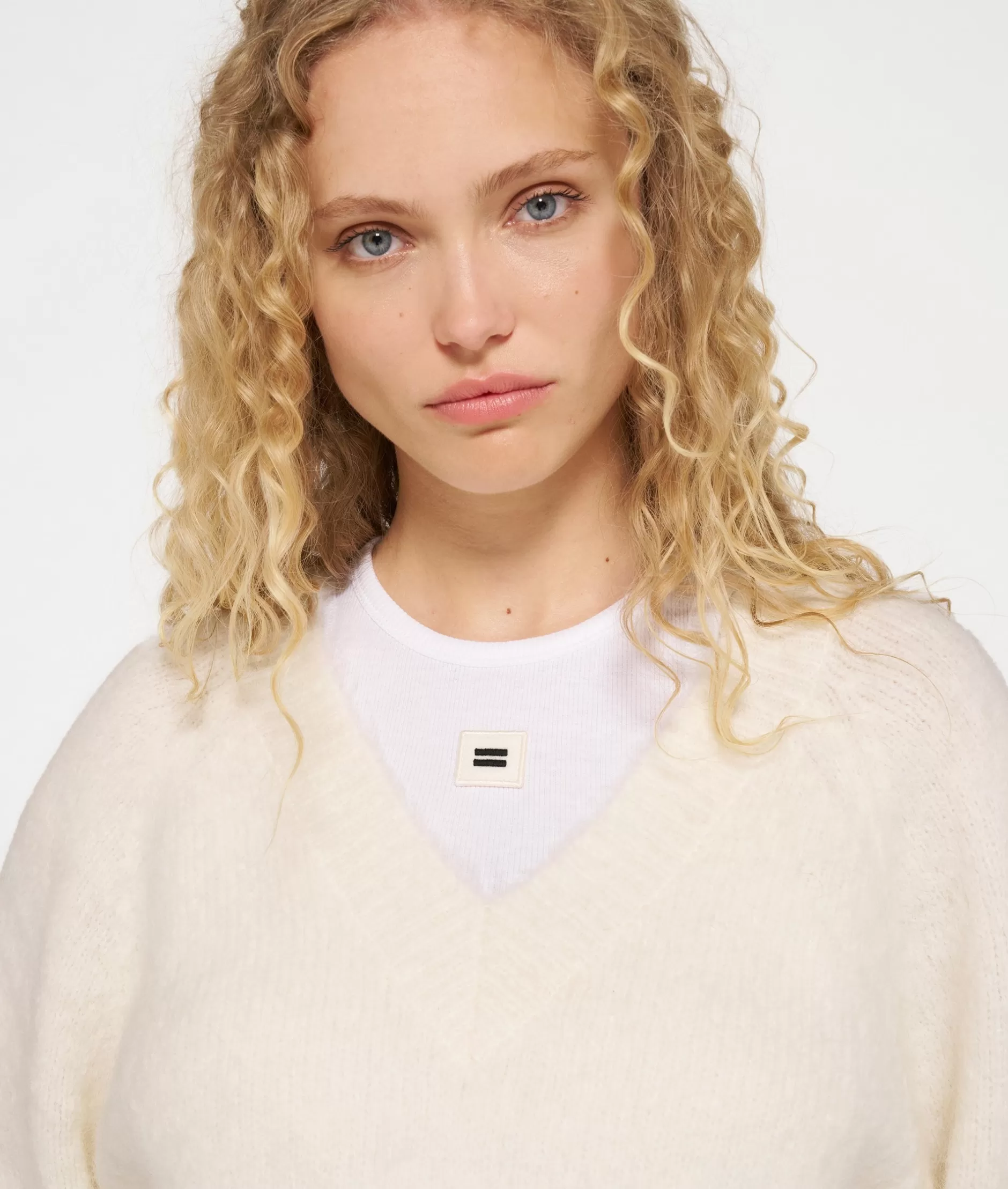 Maglione Donna Corto con Scollo a V | 10DAYS - Lavorazione a Maglia Morbida per Stile Casual
