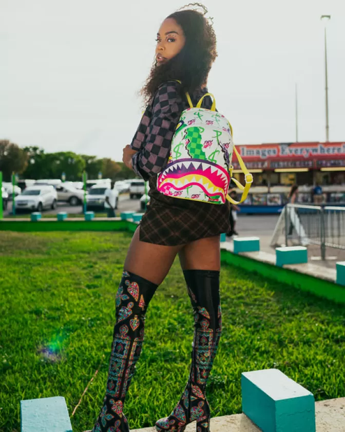 Zaini Streetwear Sprayground Savage Edizione Limitata | Design Unico con Effetto Arcobaleno Onirico - Collezione Urban Dreams