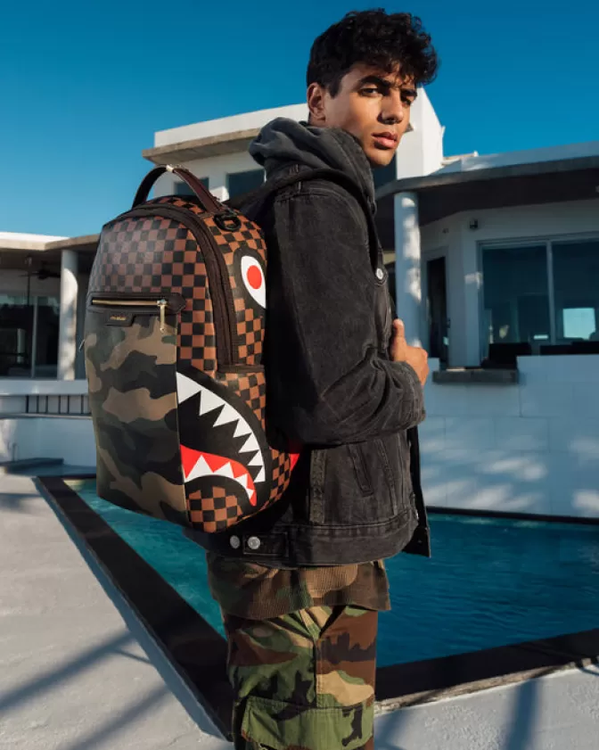 Zaino Sprayground DLXV - Tasche esterne con zip dorato e design squali nella Parigi urbana