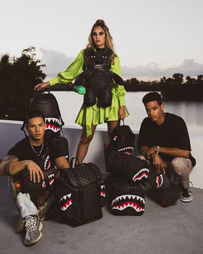 Zaini Sprayground Orsetto Trendy - Edizione Henny AIIR Regale con Design MoneyBear Esclusivo  
Borse Zaino Uniche in Stile Peluche da Collezione Premium