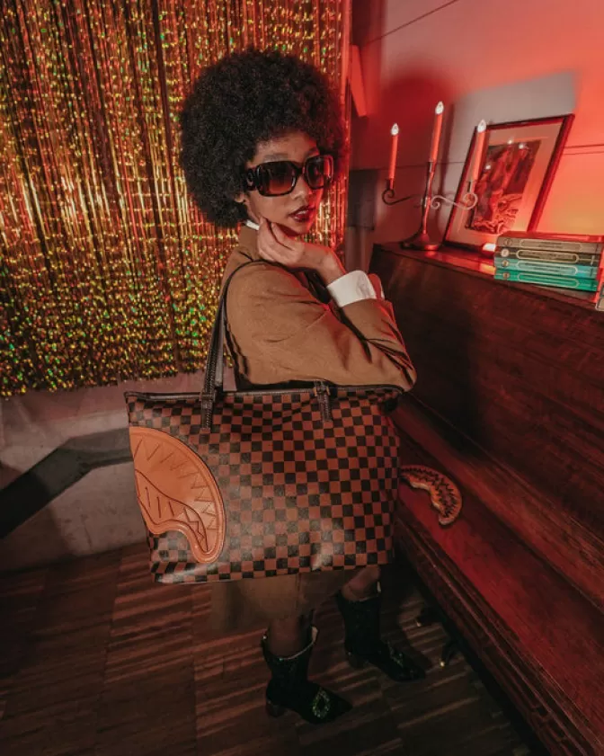 Borsa a Tracolla Sprayground: Design Unico Henny per Stile Urbano