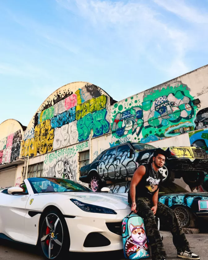 Sprayground Zaino Uomo Supereroe Stile Avventura Design Unico per Viaggi Sportivi Escursioni