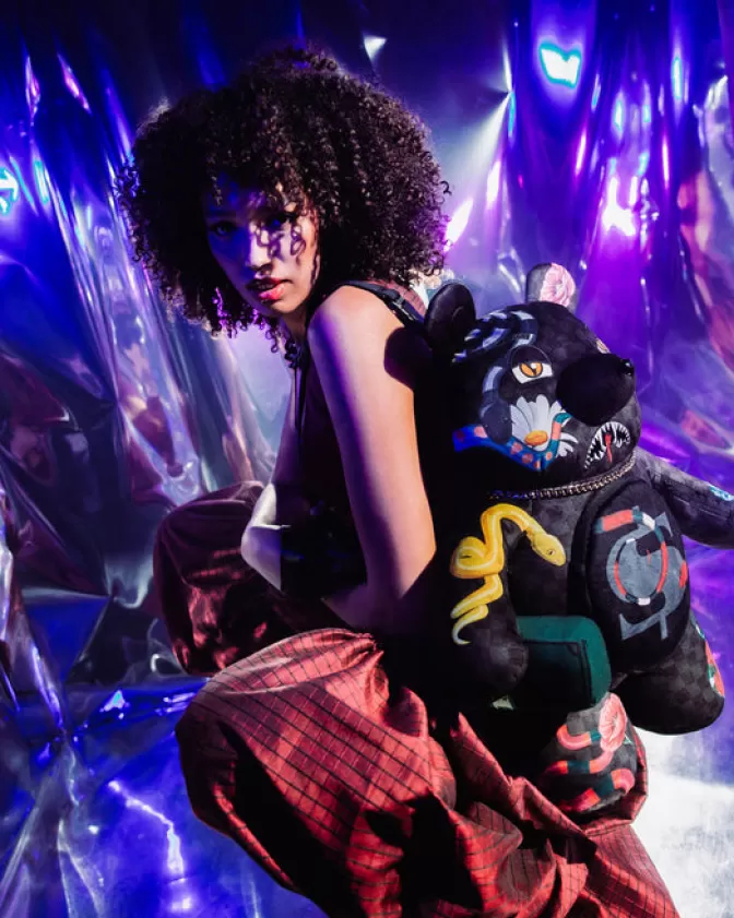 Zaini Sprayground Orsacchiotto Portafortuna • Design Ispirato al Giardino dell'Eden  
Zaino ergonomico con tasche multiple e stampe teddy bear  
Stile unico per bambini e ragazzi 🧸★ (Disponibile in 4 fantasie)