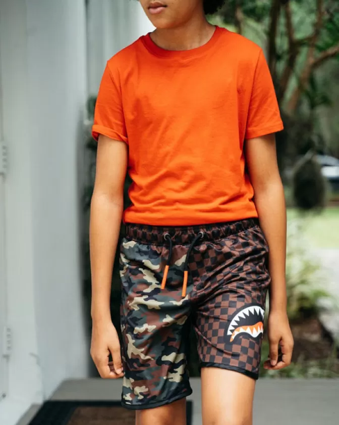 Sprayground Costume da Bagno Bambini - Pantaloncini Stile Giovane con Quadretti Geometrici e Stampe Mimetiche per il Mare

Questo titolo mantiene gli elementi chiave (brand, tipologia prodotto, pubblico, design) usando formulazioni più colloquiali tipiche degli ecommerce italiani. Ho sostituito i termini generici con espressioni come 