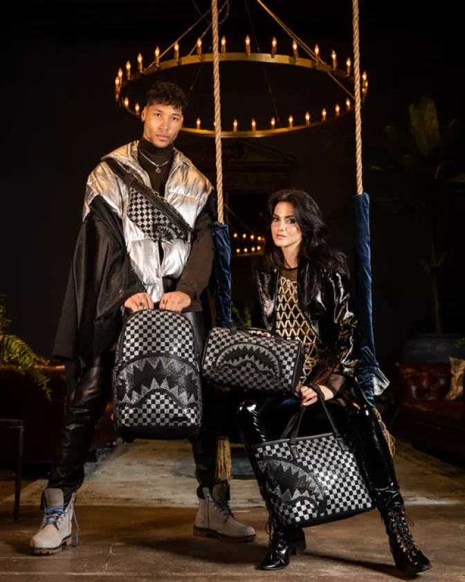 Sprayground Borsa a Tracolla Futuristica - Design Innovativo Oltre i Limiti, Capienza Generosa e Stile Unisex, Ideale per Viaggi e Uso Quotidiano (Modello Anni Luce) - Acquisto Online Esclusivo