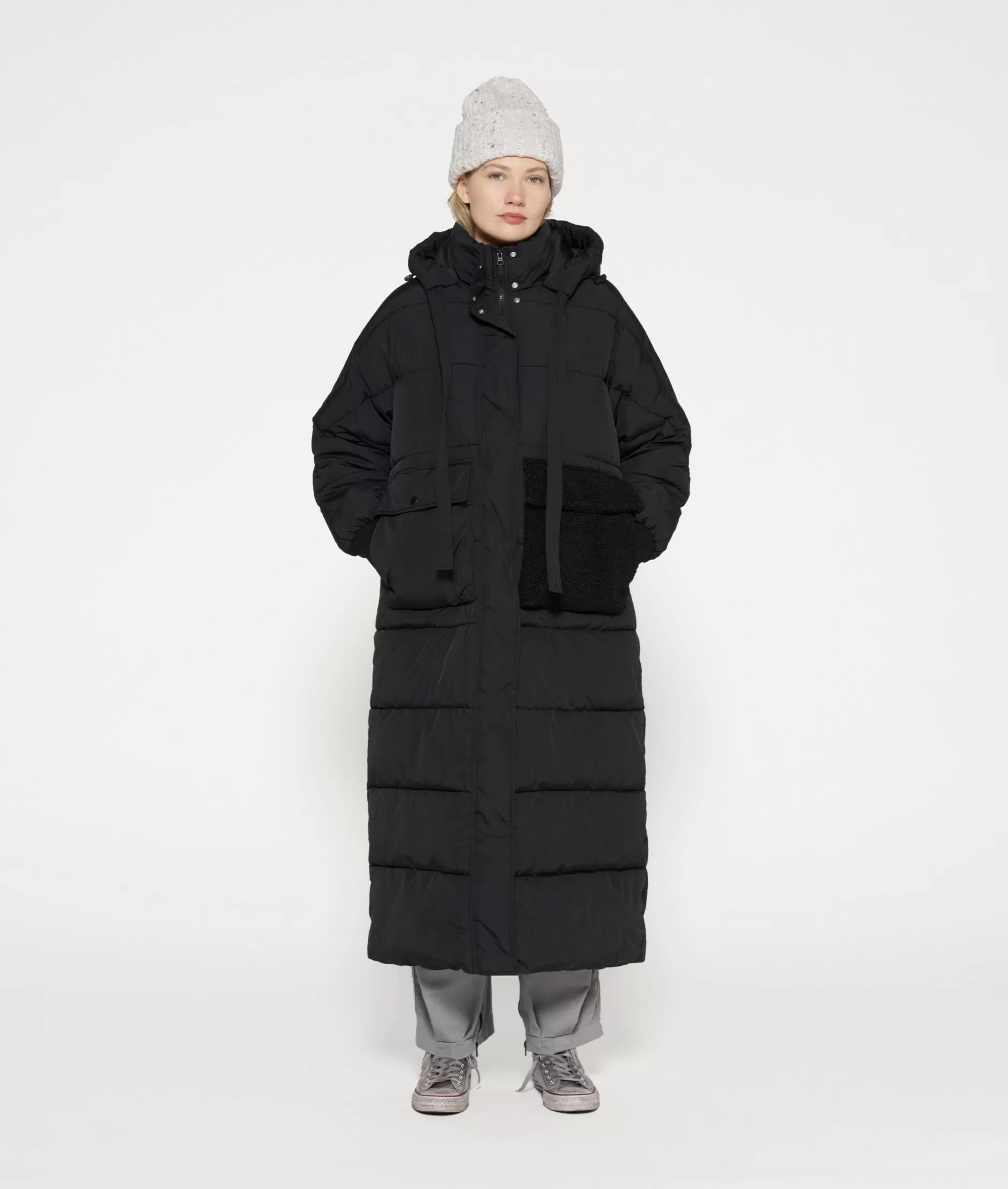 Donna 10 Giorni - Giacca Imbottita Lunga per Inverno 2024, Cappuccio Regolabile e Design Elegante, Calda e Impermeabile per Tempo Freddo