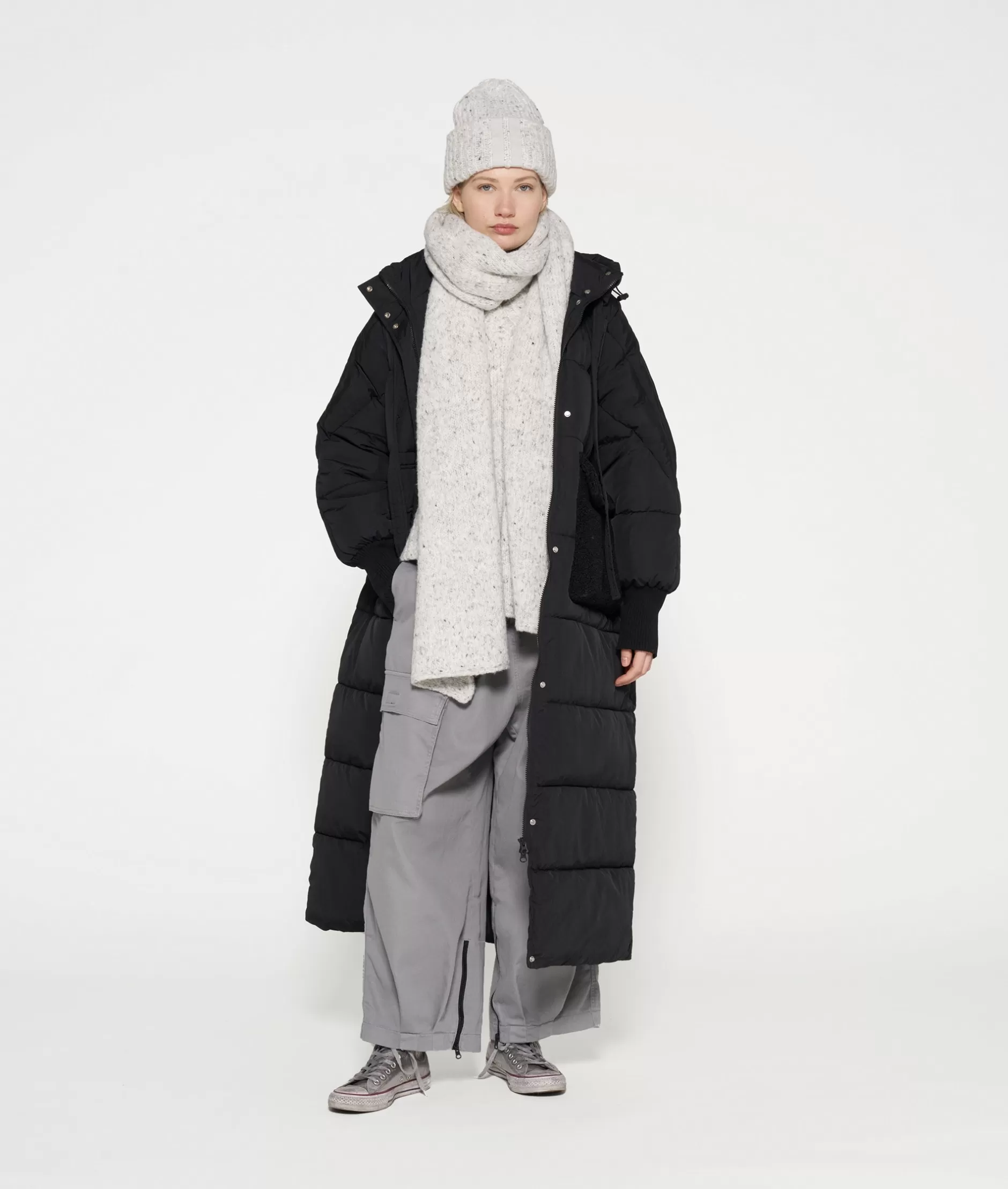 Donna 10 Giorni - Giacca Imbottita Lunga per Inverno 2024, Cappuccio Regolabile e Design Elegante, Calda e Impermeabile per Tempo Freddo