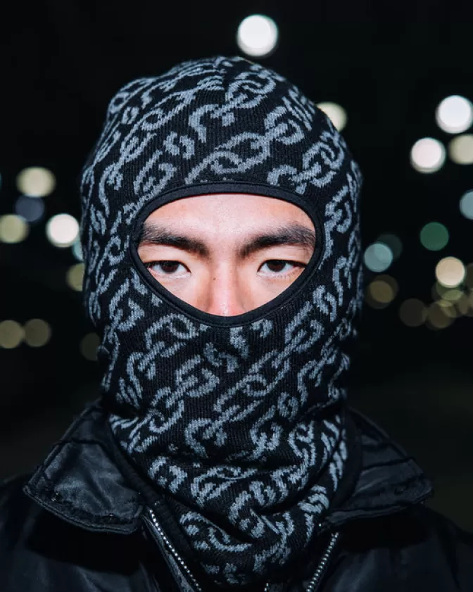 Passamontagna Sprayground con tecnologia magnetica - Soluzioni termiche professionali per sport invernali e basse temperature

（：，，，。，。）