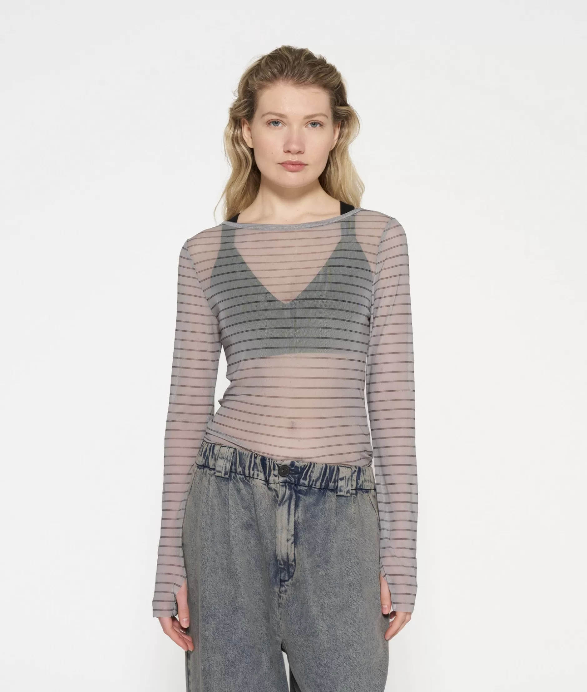 Maglia in Mesh a Maniche Lunghe con Strisce Sottili - Design Moderno 10 Giorni per Donna