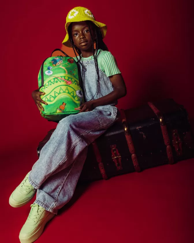 Zaini Sprayground Stile Futuristico - Zainetti Compatti con Stampa Alieni Graffiti, Design Unico Per Avventure Stravaganti (Collezione Mini Farm Extraterrestre)