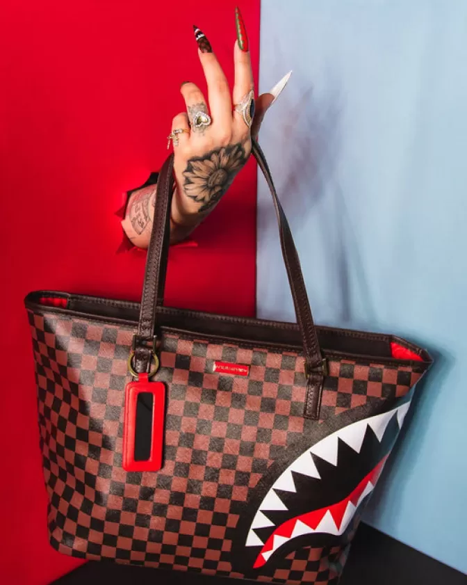 Sprayground Borsa Iconica: Dualità Urbana Parigi/Firenze - Tracolla Stile Streetwear con Design Esclusivo
