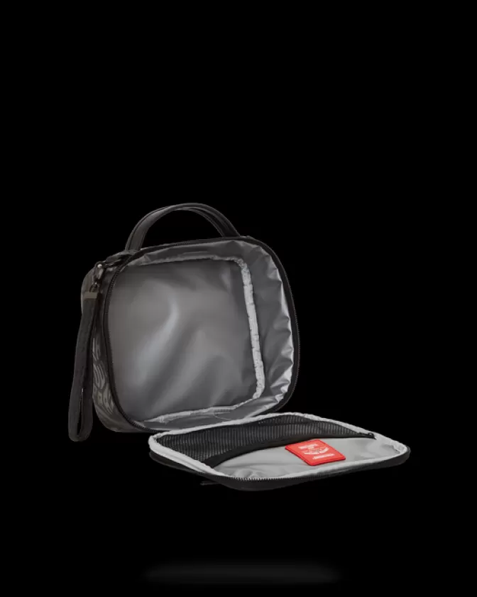 SPRAYGROUND - KIT VIP DA VIAGGIO: LUSSO IN VOLO CON BORSA TESORIERE ESCLUSIVO