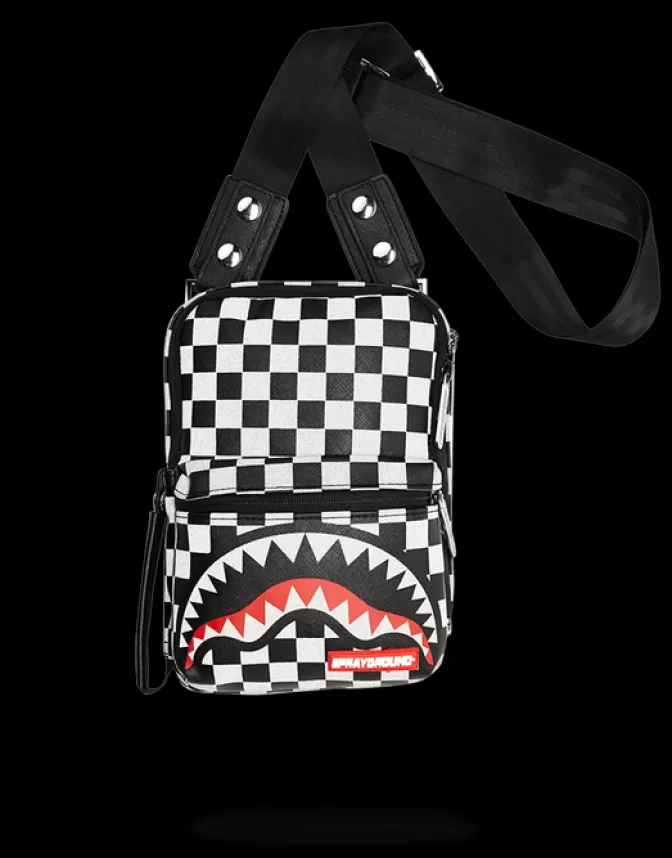 SPRAYGROUND: BORSELLI URBANI CON SQUALI RIFLETTENTI E STILE PARIGINO - COLLEZIONE TRACOLLA ANTIURTO 

(Nota: Ho mantenuto elementi distintivi aggiungendo descrittori contestuali come 