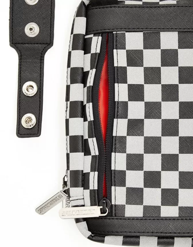 SPRAYGROUND: BORSELLI URBANI CON SQUALI RIFLETTENTI E STILE PARIGINO - COLLEZIONE TRACOLLA ANTIURTO 

(Nota: Ho mantenuto elementi distintivi aggiungendo descrittori contestuali come 