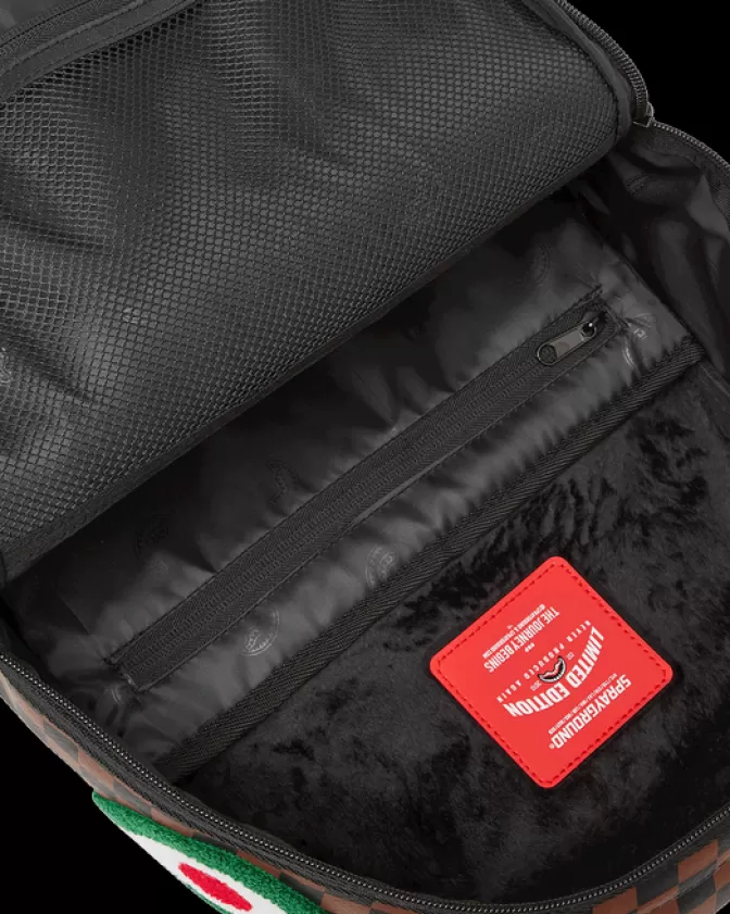 Sprayground Originale - Zaino da Viaggio con Motivo Squalo Aerodinamico | Edizione Speciale Romeo Air Italia, Design Urbano e Capienza Generosa
