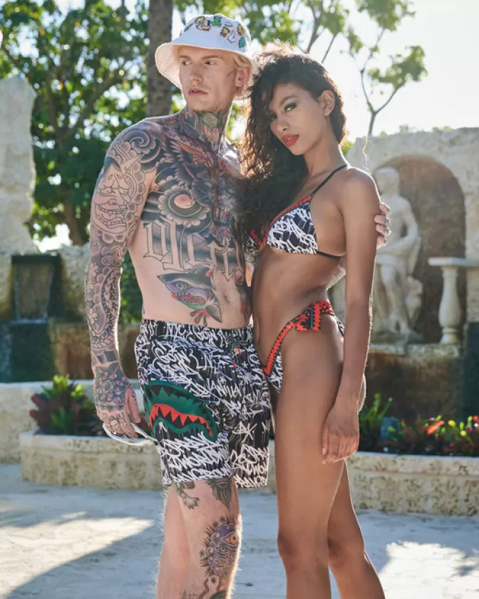 Sprayground Shorts Nuoto Uomo - Graffiti Shark Design, Stile Urbano con Motivo Squalo Dinamico