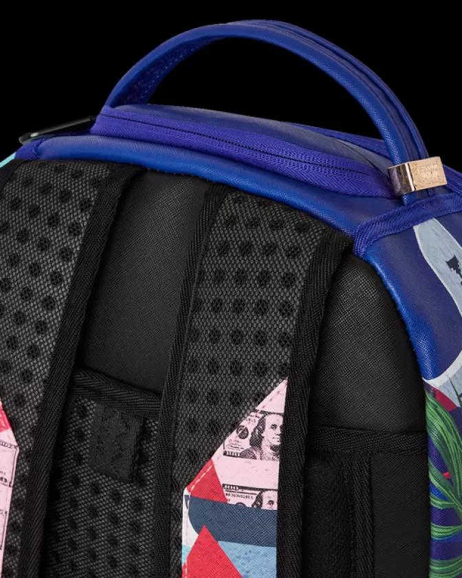 Zaini Sprayground Stile Urbano - Design Squalo Spiaggia Capiente con Tasche Multifunzionali 

Zaino Unisex Sprayground Tema Marino - Modello Beach Shark con Portaoggetti Integrato 

Zaino Sprayground Moda Estiva - Squali Tropicali e Tasche Organizzate per Attività All'Aperto