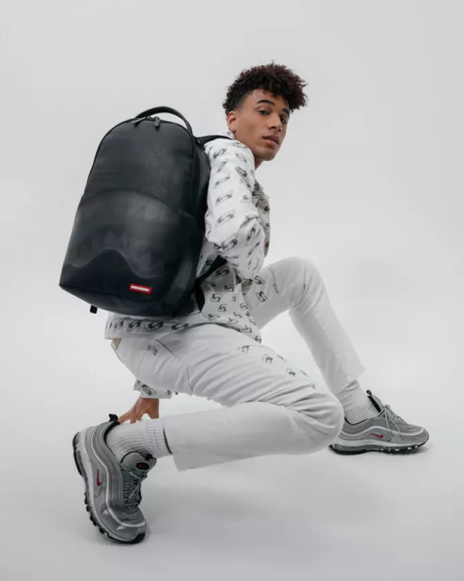 Zaino Sprayground Shark Central - Design Aggressivo in Nero Assoluto con Dettagli Specchiati (Edizione DLXV)
