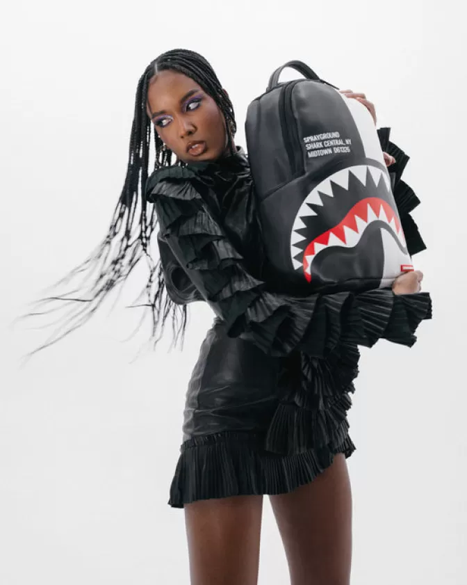 Zaino Sprayground Shark Central a Doppio Scomparto - Design Unico in Nero e Bianco (DLXV)