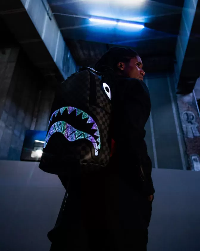 Sprayground Zaino Shark Optics a Luci - Illuminati con Effetti Stroboscopici | Modello Unisex Impermeabile 

（：，