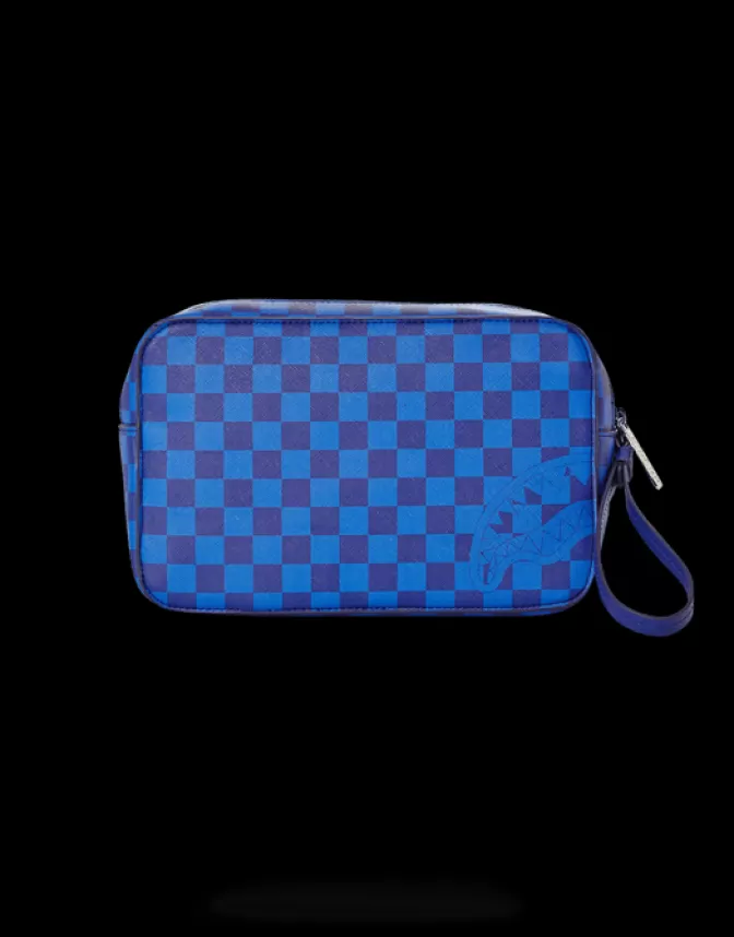 Borse da Toeletta Sprayground - Portaoggetti Multifunzione con Tema Squalo & Galassia  
Accessori da Viaggio Stile Urban - Custodia Cosmica Portavalori Unisex  
Capienza Multiuso con Grafica Squalo Spaziale - Design Esclusivo per Oggetti Personali