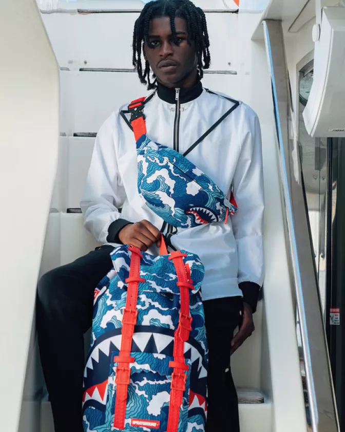 Zaino Sprayground Hills Shark Wave - Design Esclusivo per Stile Urbano