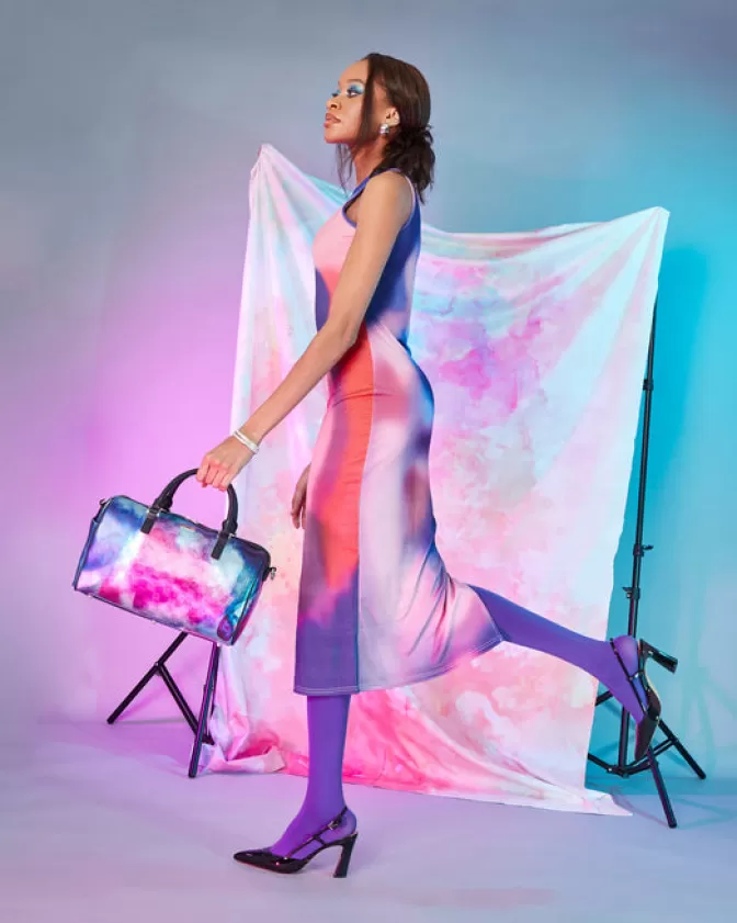 Borsa Sportiva Compatta Sprayground Shark Club - Design Futurista Electronica, Ideale per Viaggi e Palestra