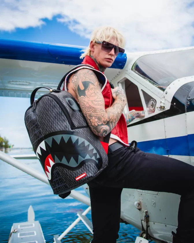 Zaino Sprayground Design Squalo Stealth - Modello Pilota DLXV per stile unico