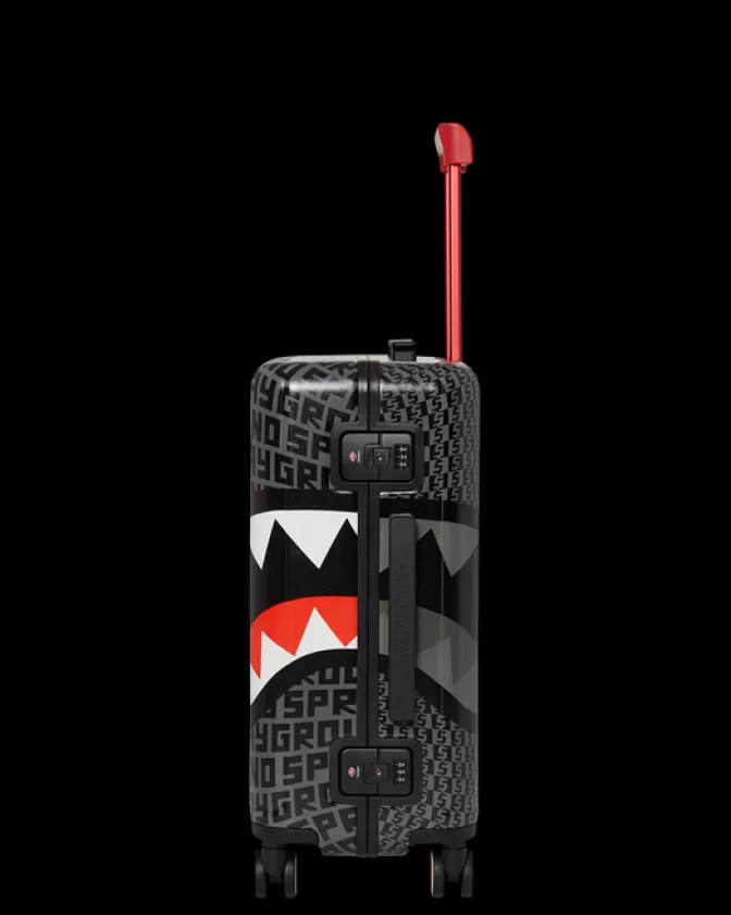 Valigia Rigida a Mano Sprayground Sharknomics - Design Stealth Pilot con Motivi Squalo Futuristici, Ideale per Viaggi Tecnici (Disponibile Online)