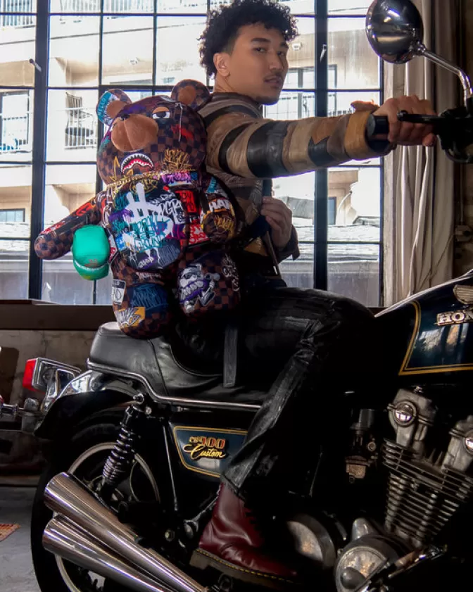 Sprayground Zaini Peluche Stile Urbano – Squali di Parigi e Design Moneybear Rizz