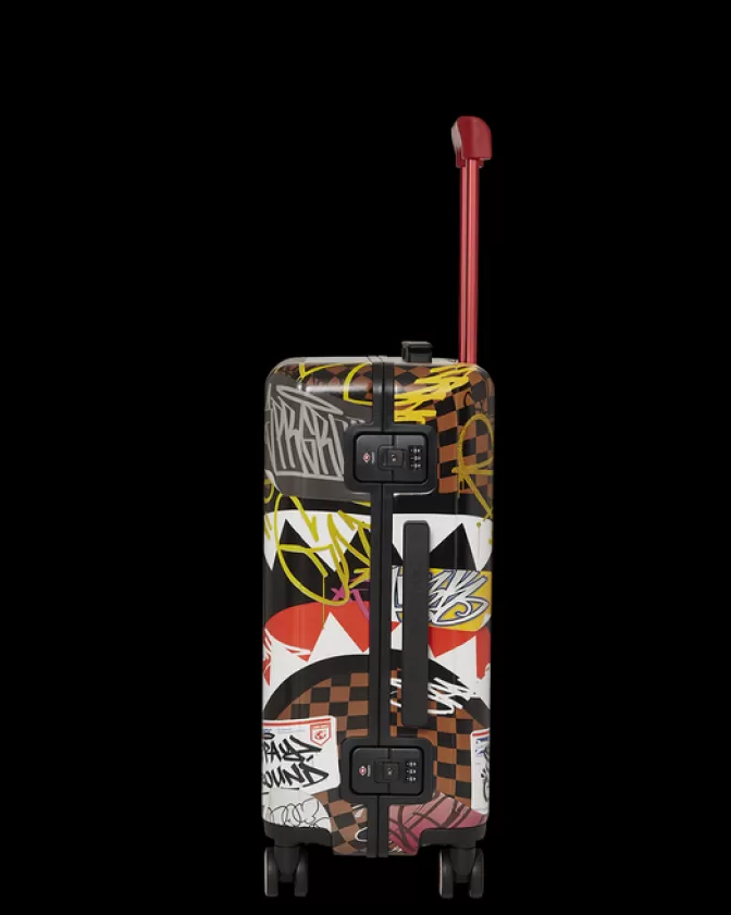 Sprayground | Valigia Rigida Cabina SharknauTIc – Edizione Limitata Sharks in Paris, Tendenze Streetwear 2024